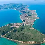 Basic - Basic Croatia Island 펜션 *