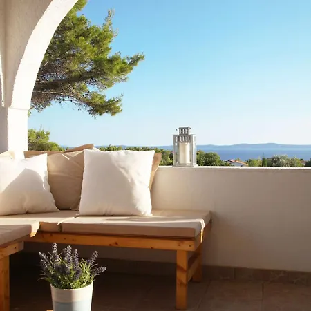 Basic - Basic Croatia Island Vakantiehuis *